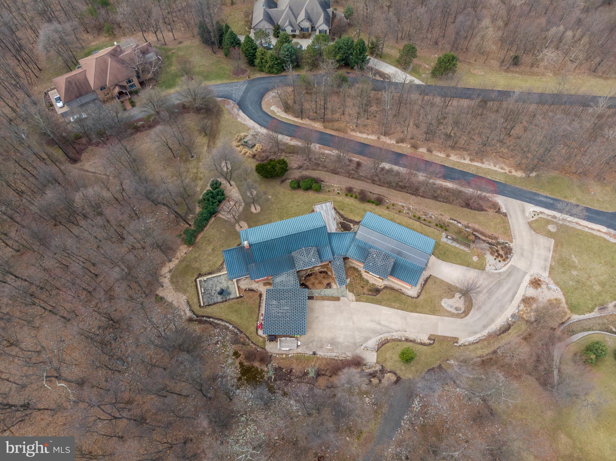 12576 Stone Crest CIRCLE