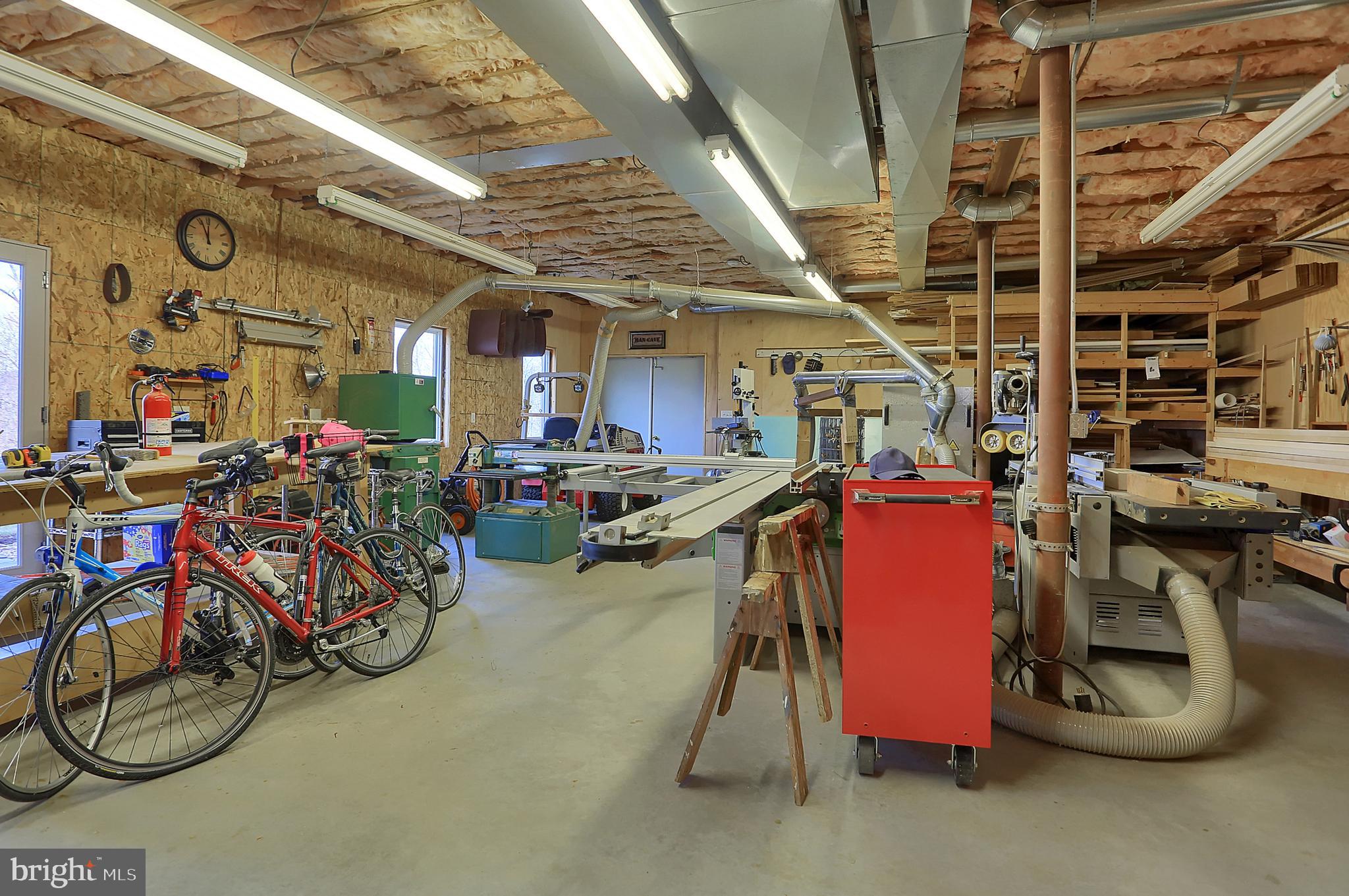 12576 Stone Crest CIRCLE