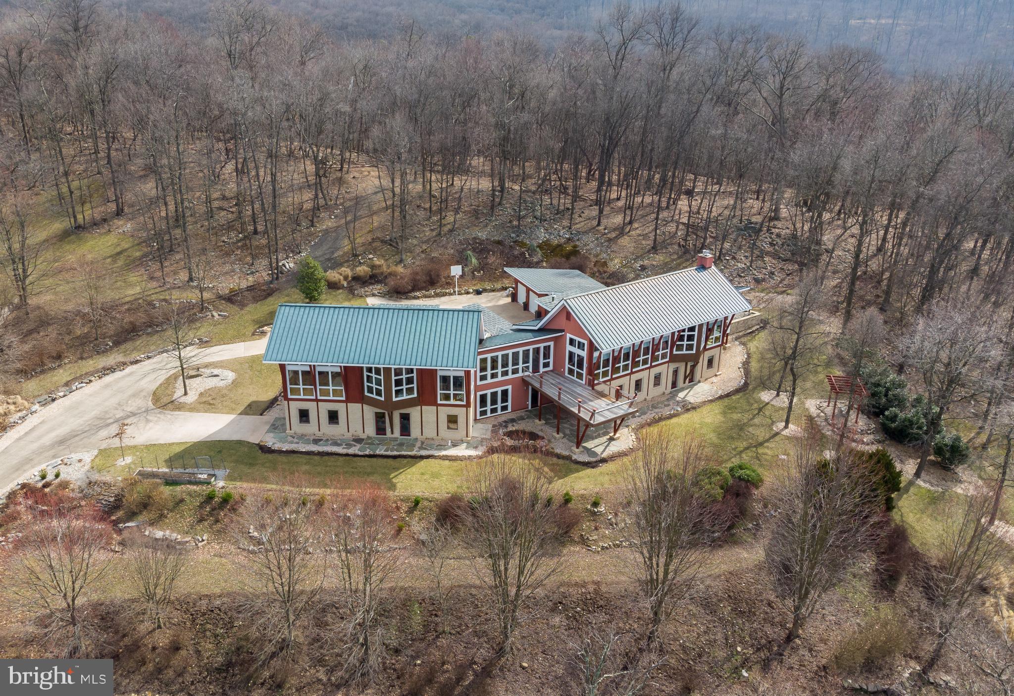 12576 Stone Crest CIRCLE