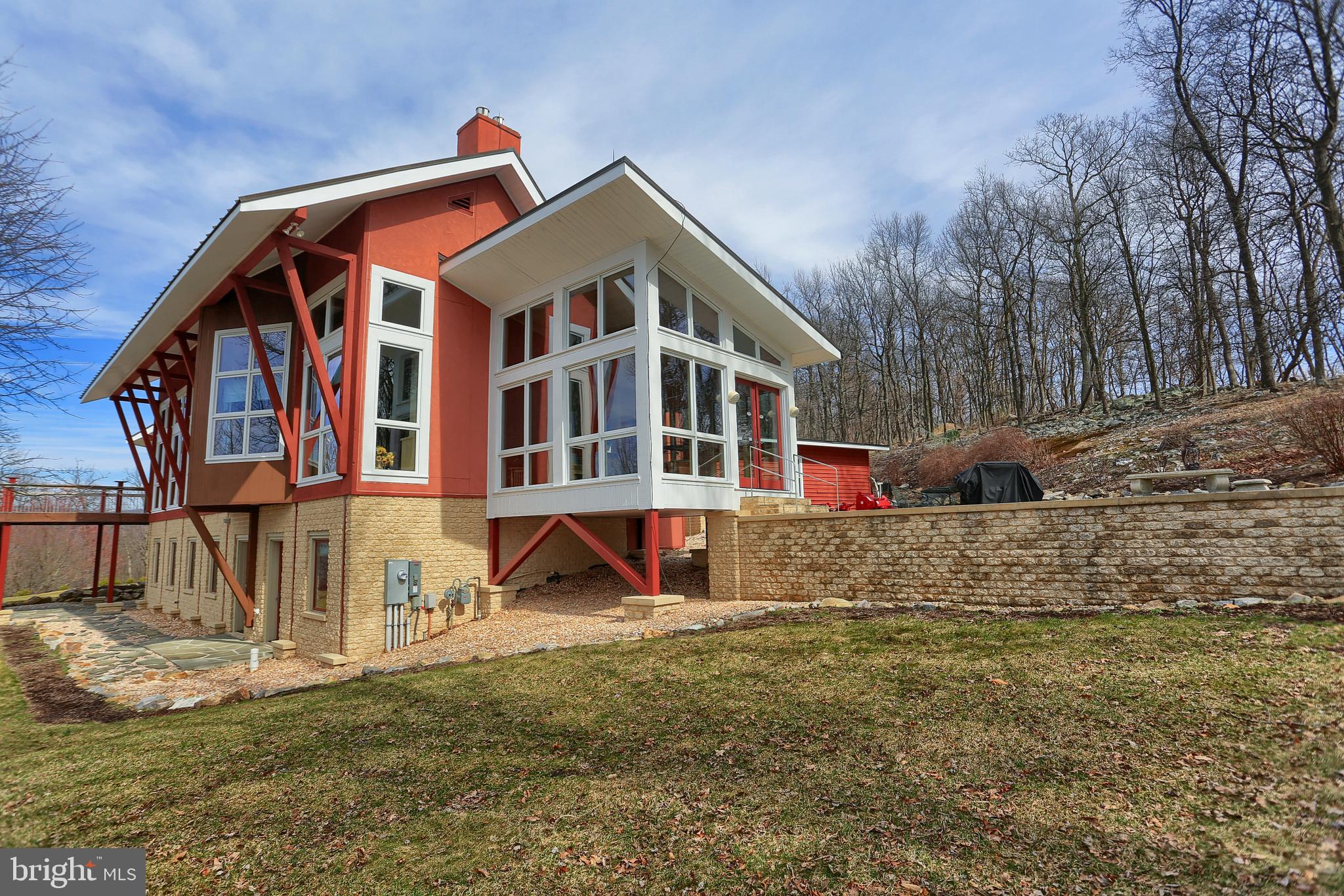 12576 Stone Crest CIRCLE