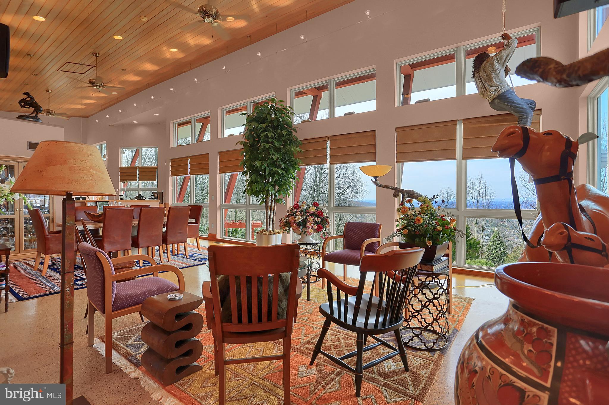 12576 Stone Crest CIRCLE