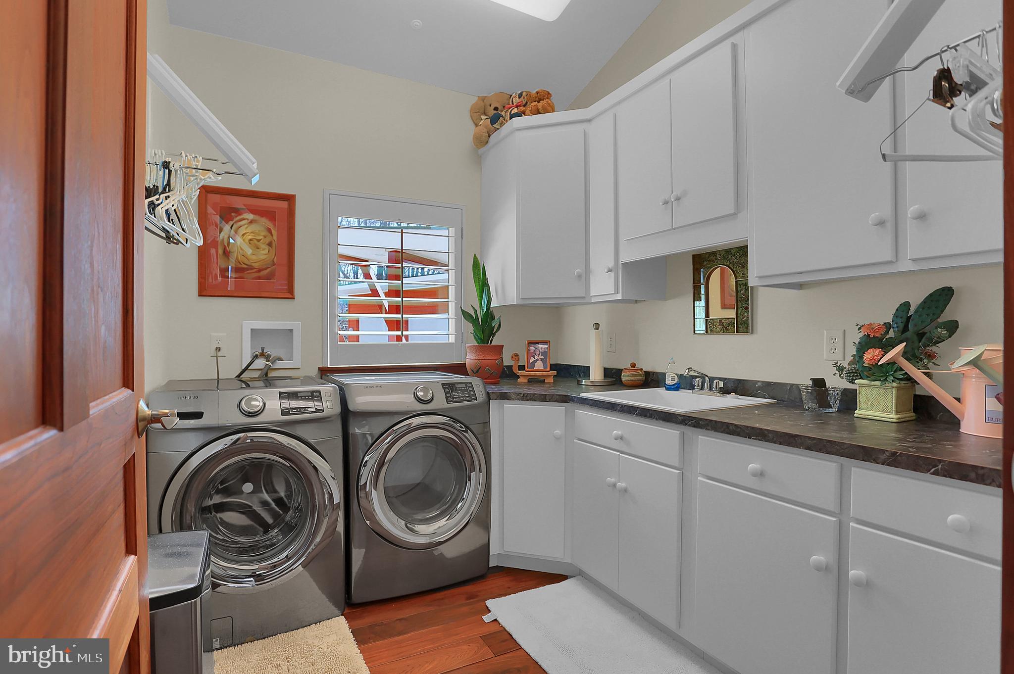 12576 Stone Crest CIRCLE