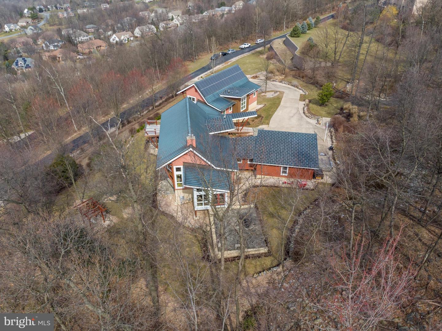 12576 Stone Crest CIRCLE