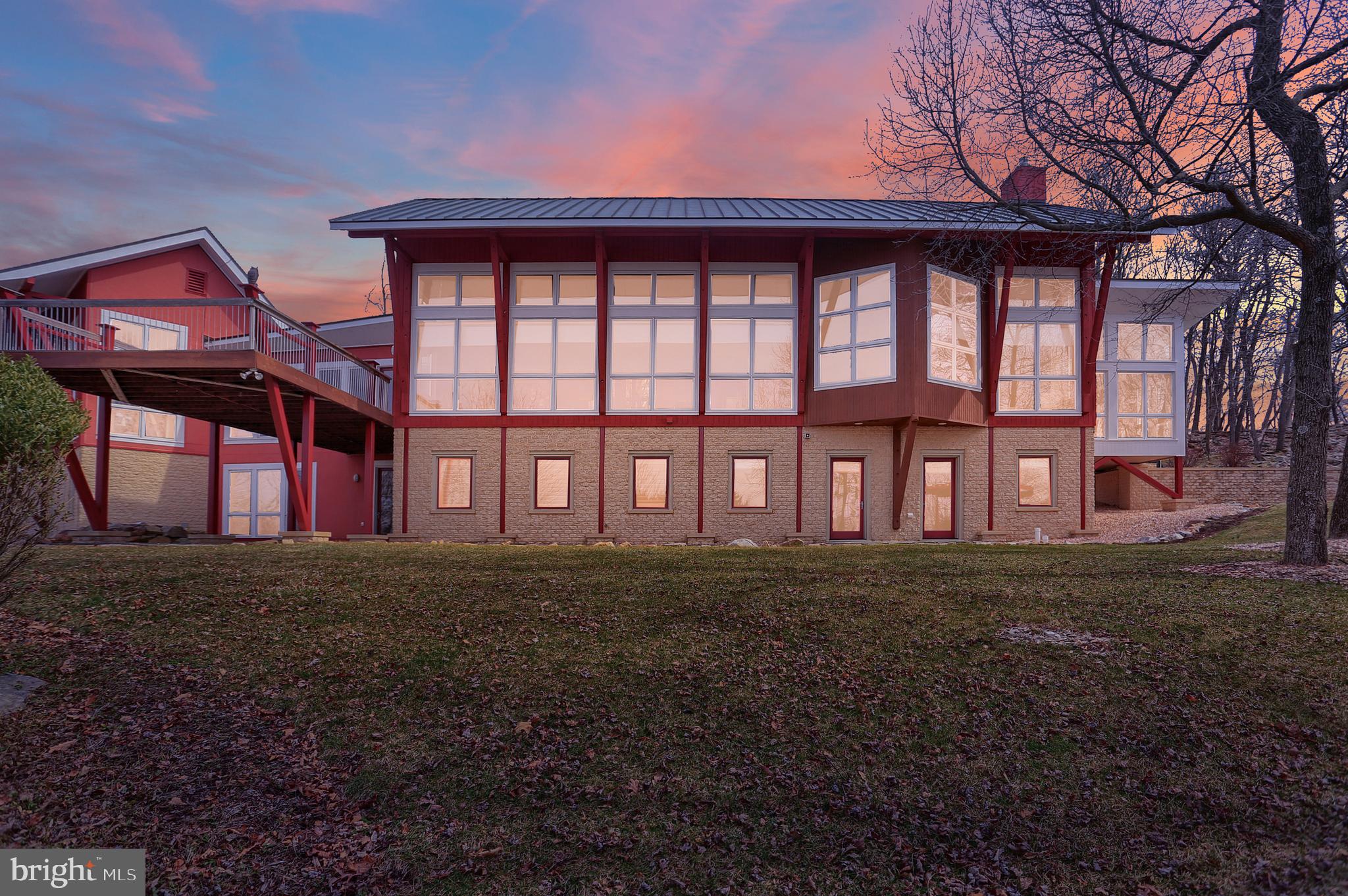 12576 Stone Crest CIRCLE