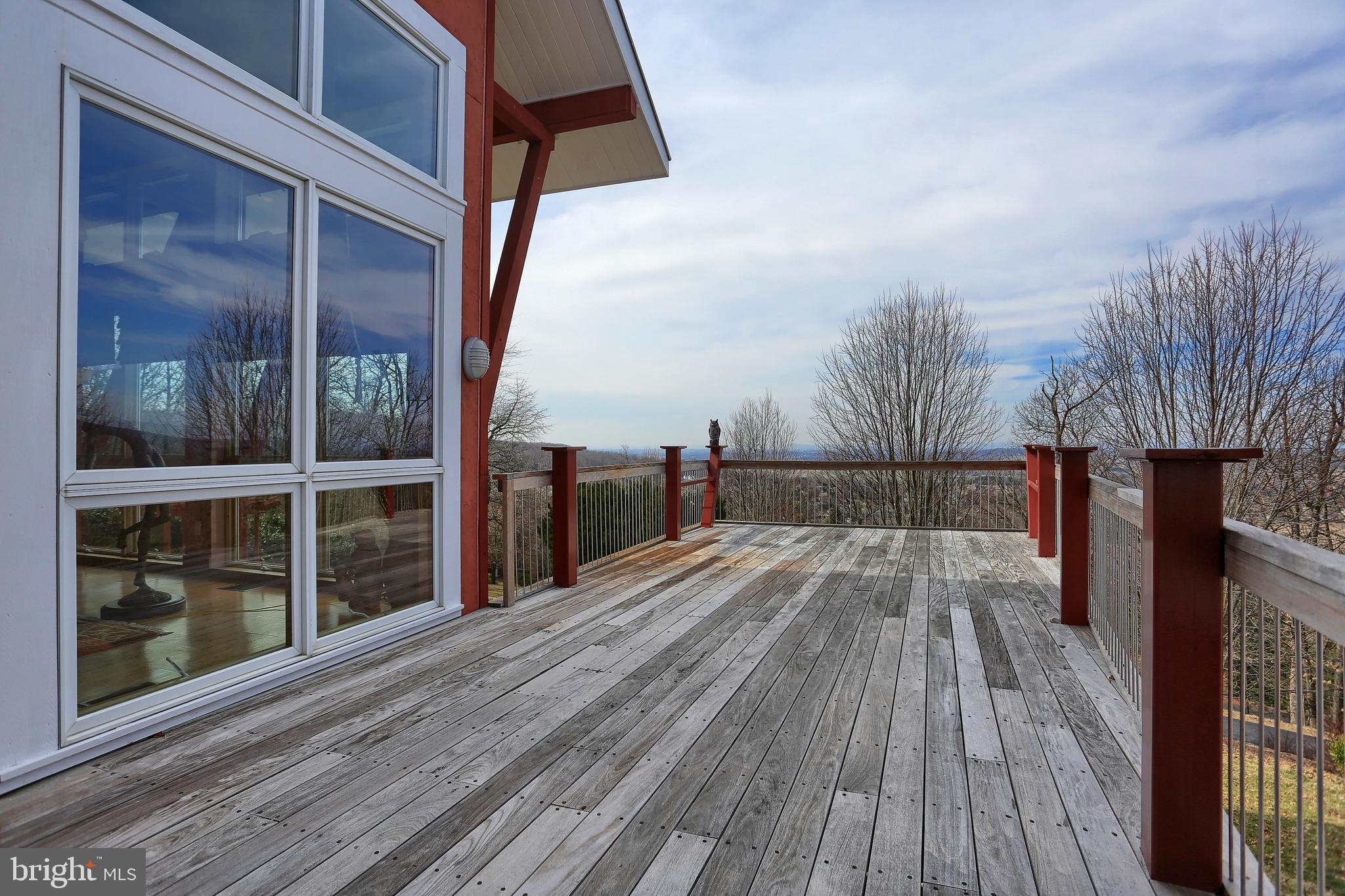 12576 Stone Crest CIRCLE