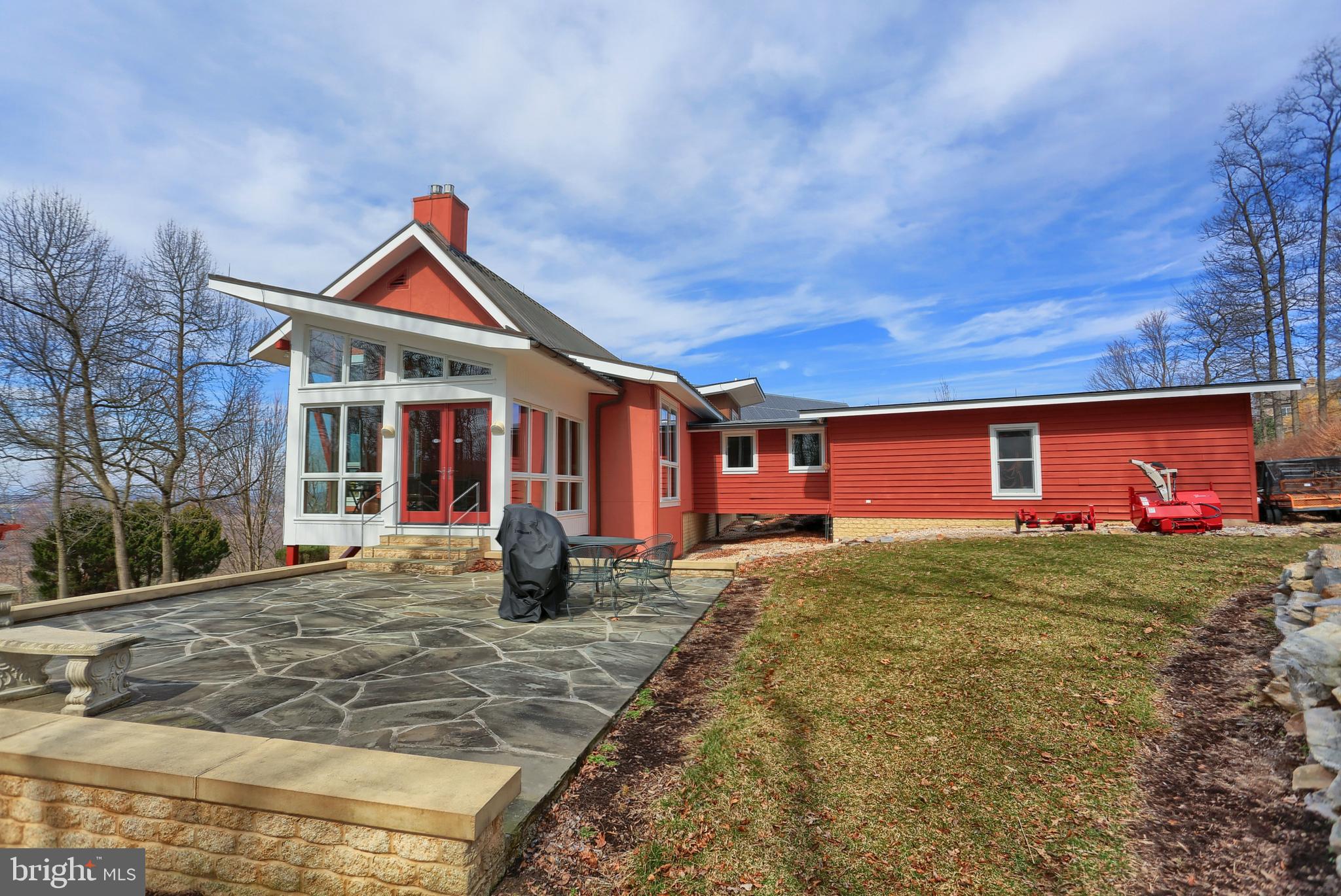 12576 Stone Crest CIRCLE