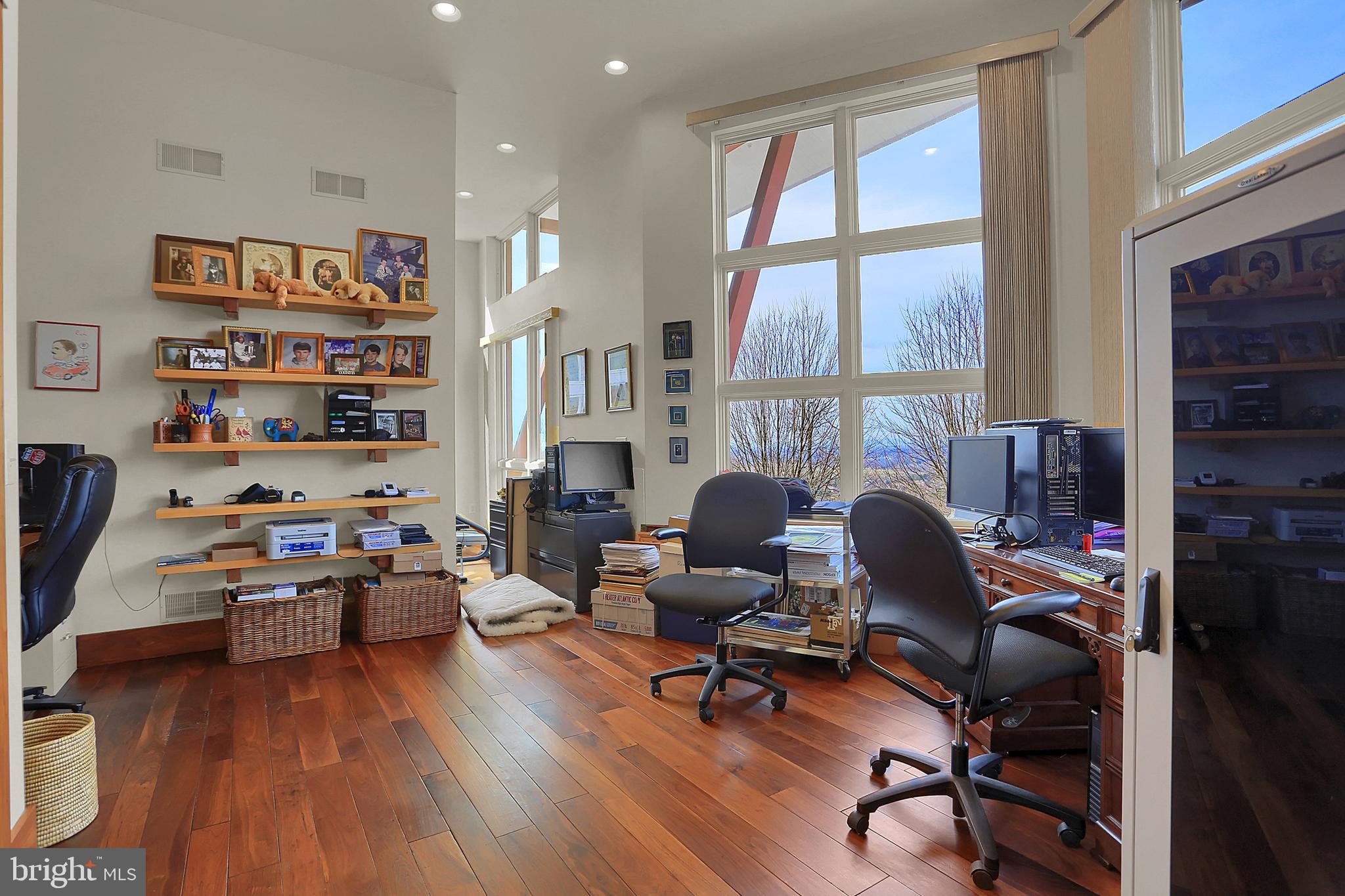 12576 Stone Crest CIRCLE