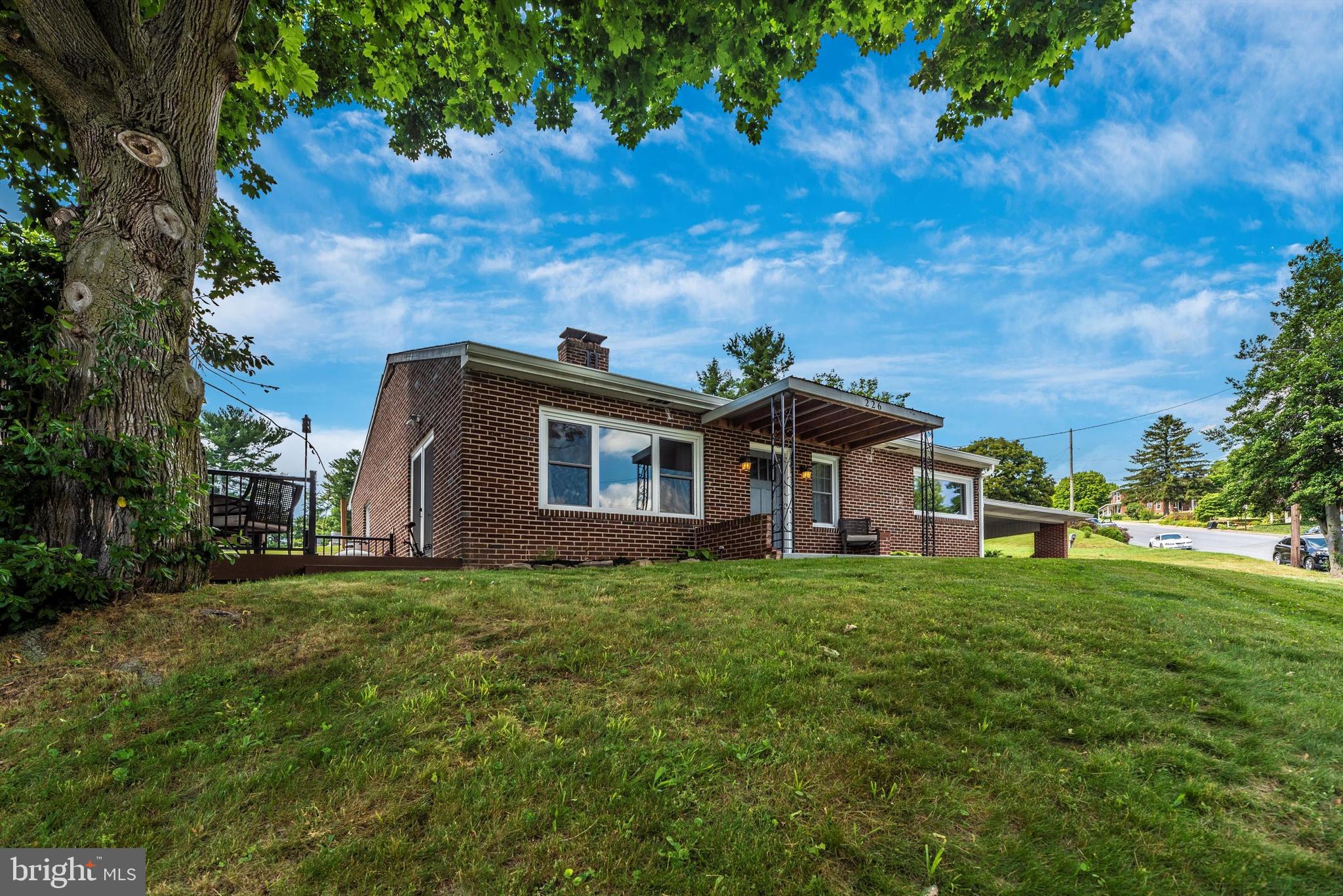 226 Highland Ave