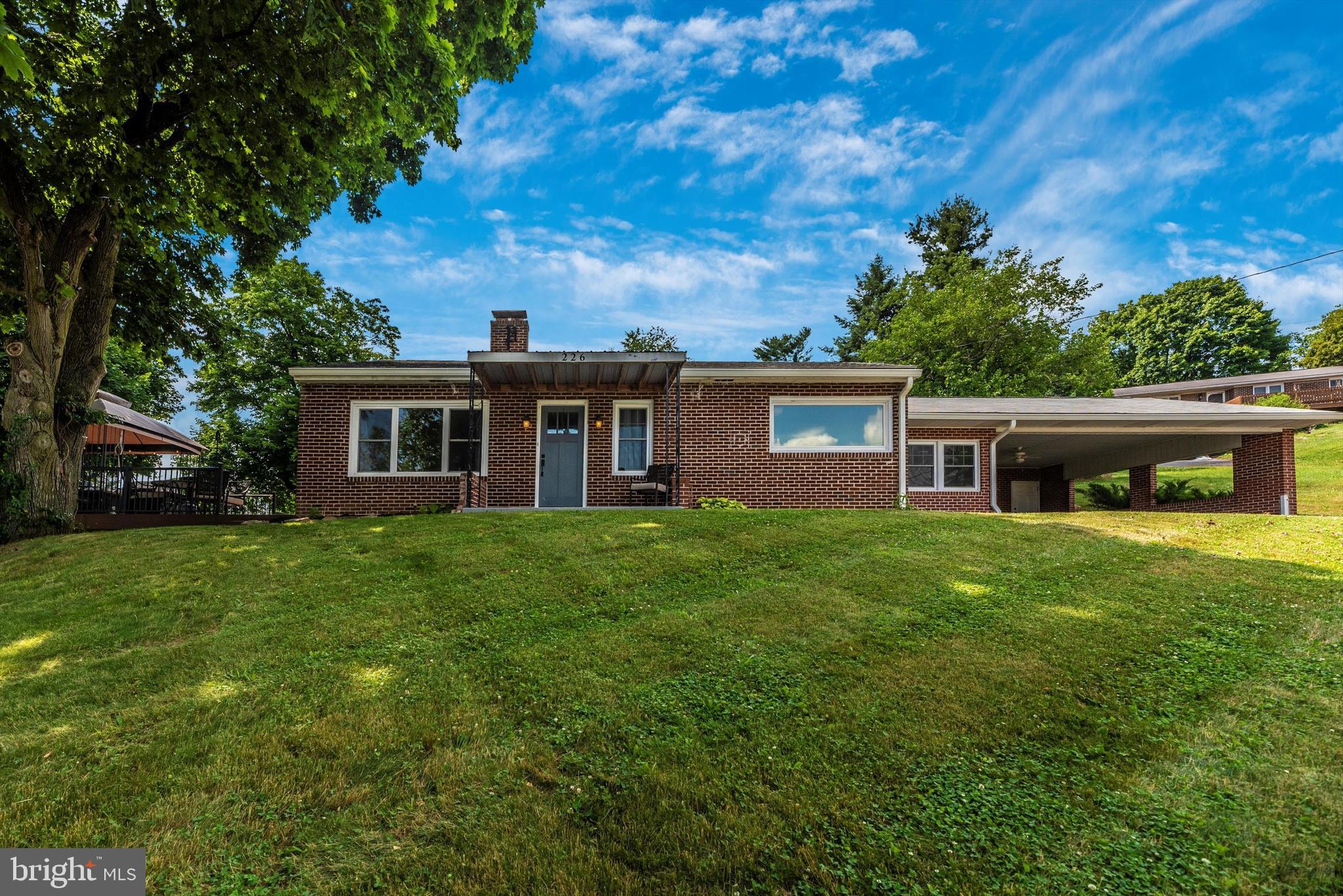 226 Highland Ave
