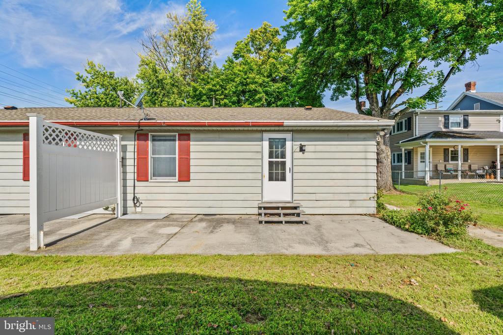 163-165 FAIRVIEW AVENUE AVENUE W
