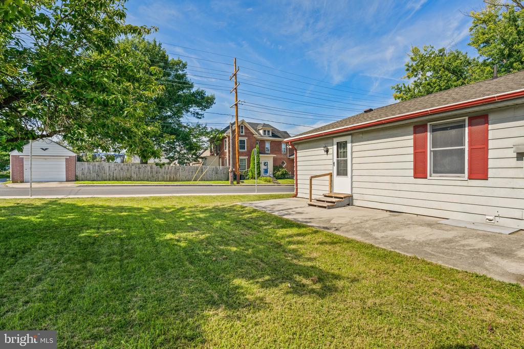 163-165 FAIRVIEW AVENUE AVENUE W