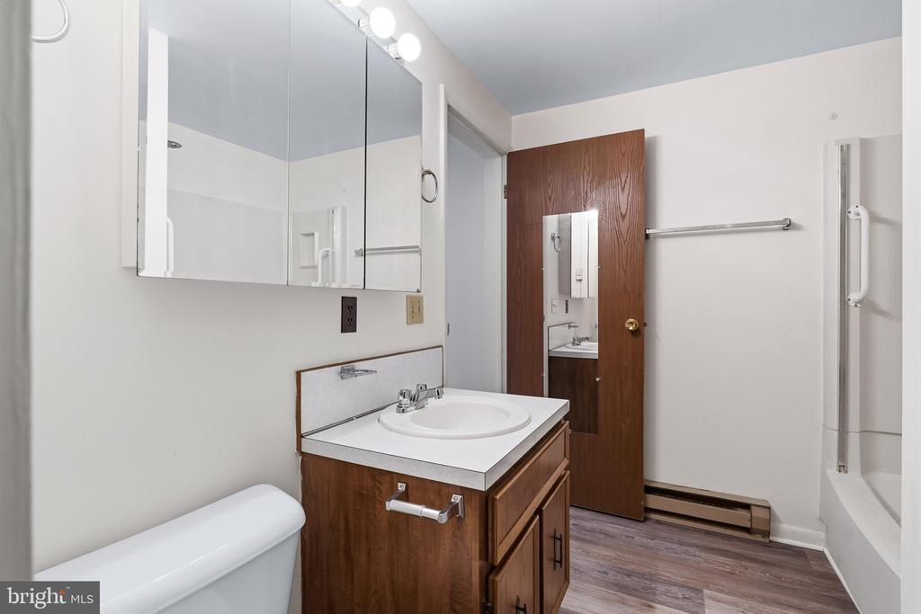 163-165 FAIRVIEW AVENUE AVENUE W