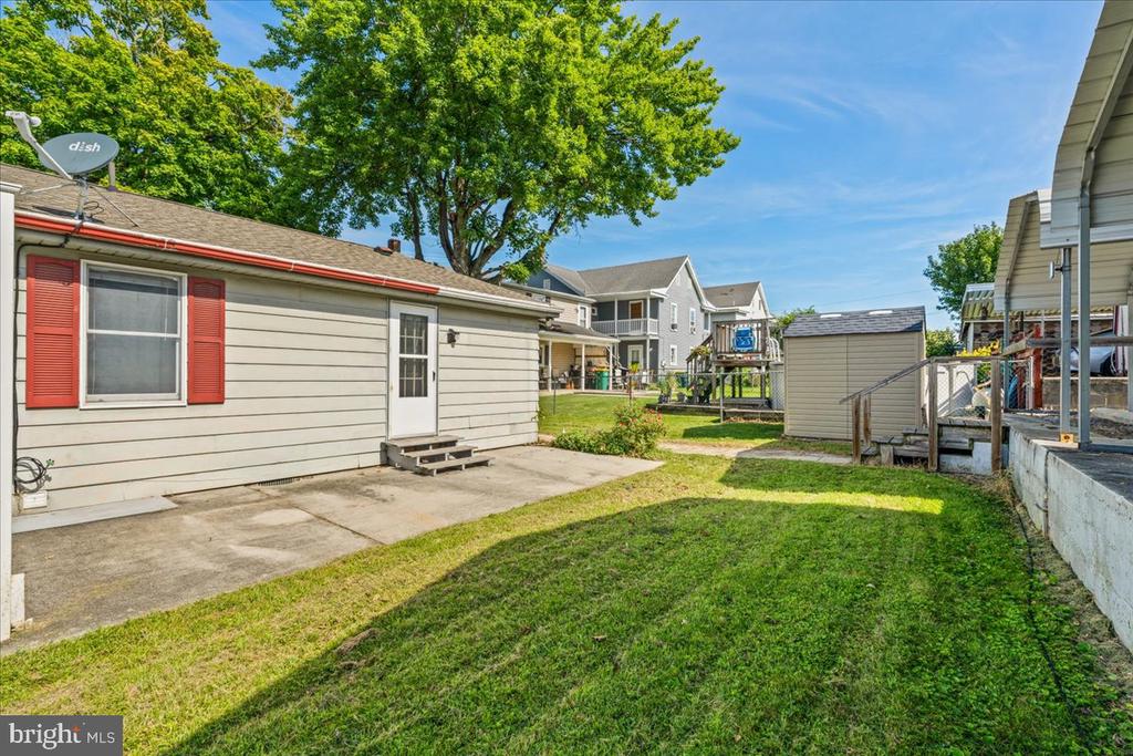 163-165 FAIRVIEW AVENUE
