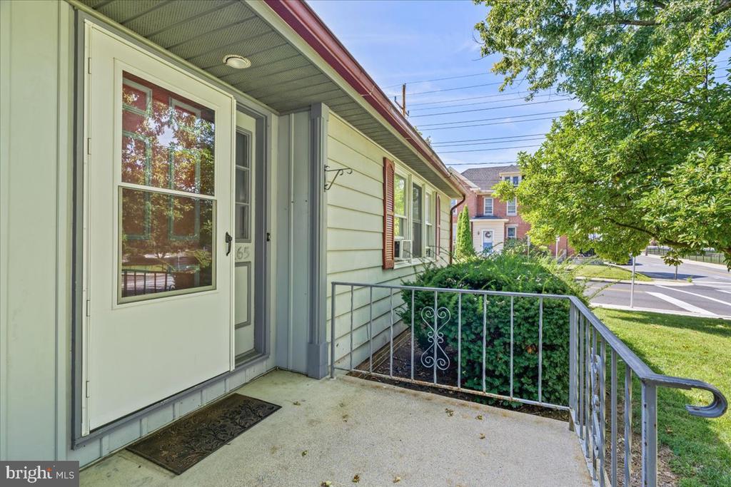 163-165 FAIRVIEW AVENUE