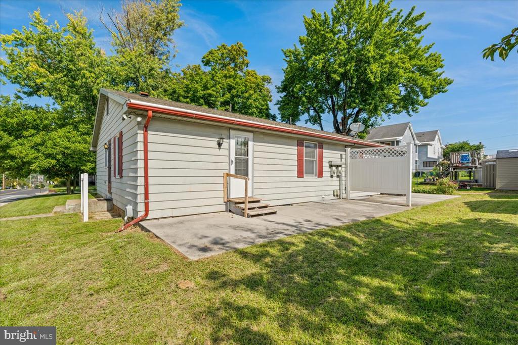 163-165 FAIRVIEW AVENUE