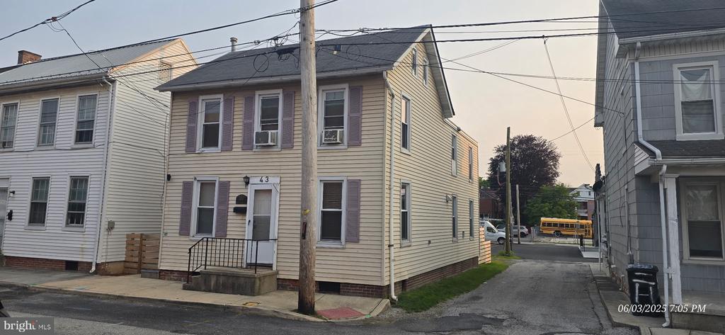 43 McAllister St