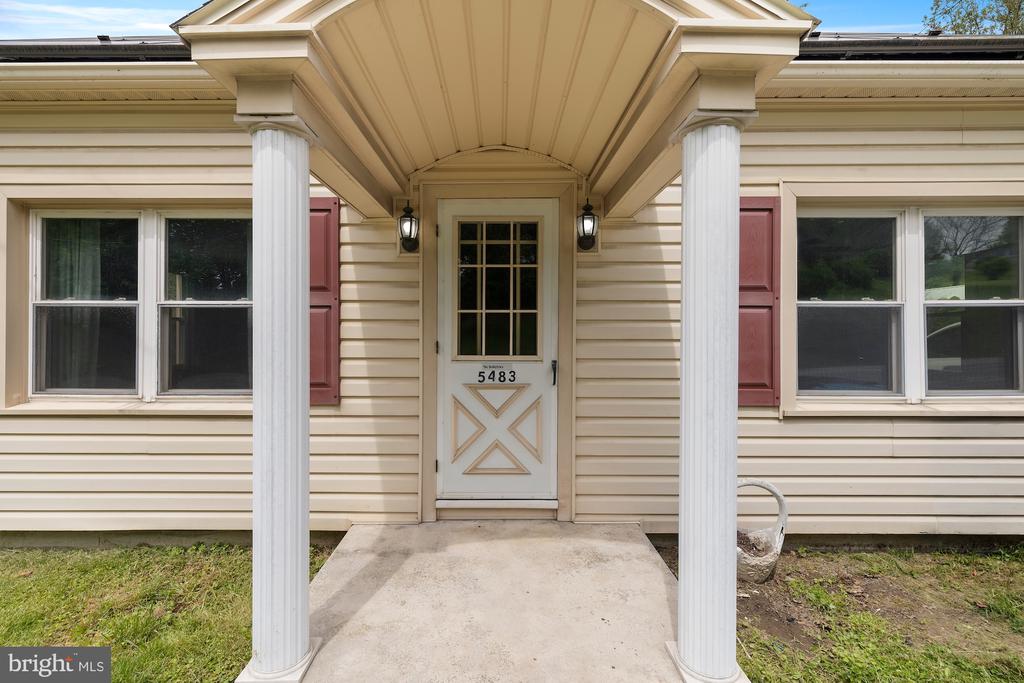 5483 LEHMAN ROAD