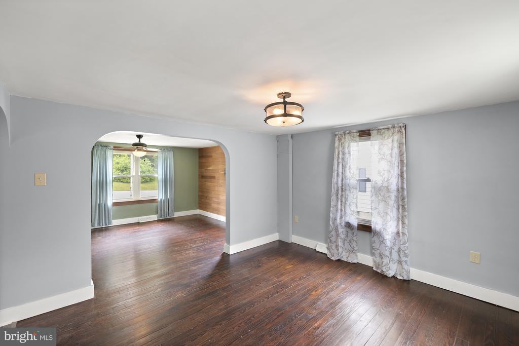 5483 LEHMAN ROAD