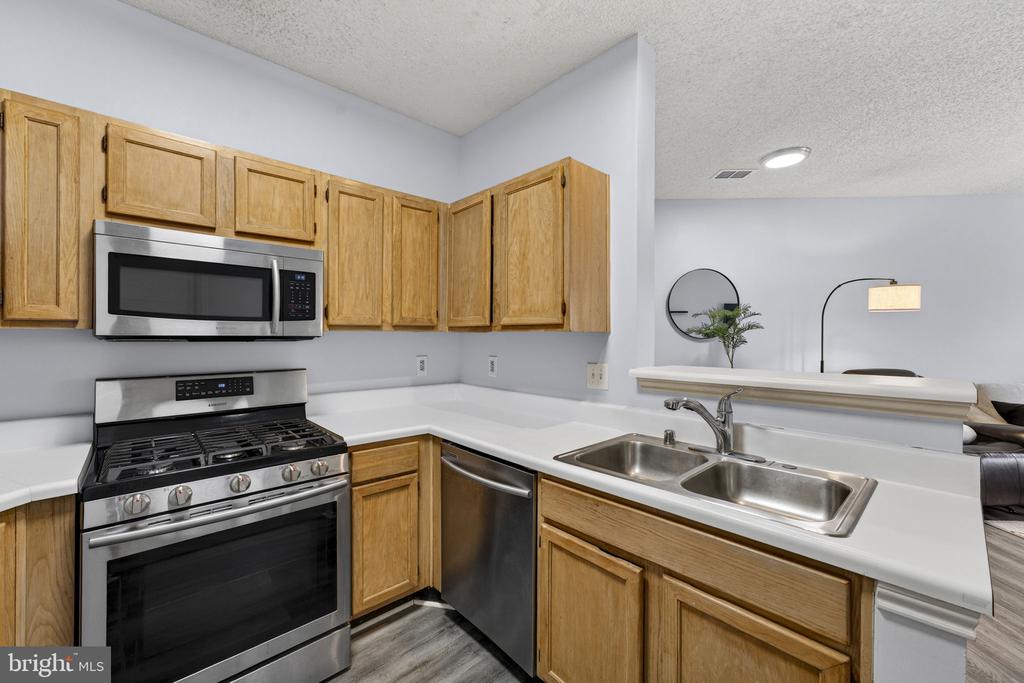 13058 AUTUMN WOODS WAY Unit: 105