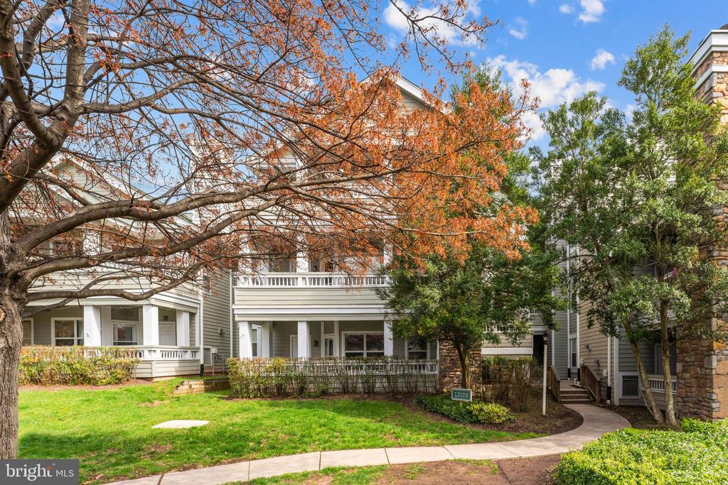 13058 AUTUMN WOODS WAY Unit: 105