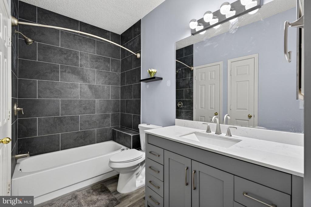 13058 AUTUMN WOODS WAY Unit: 105