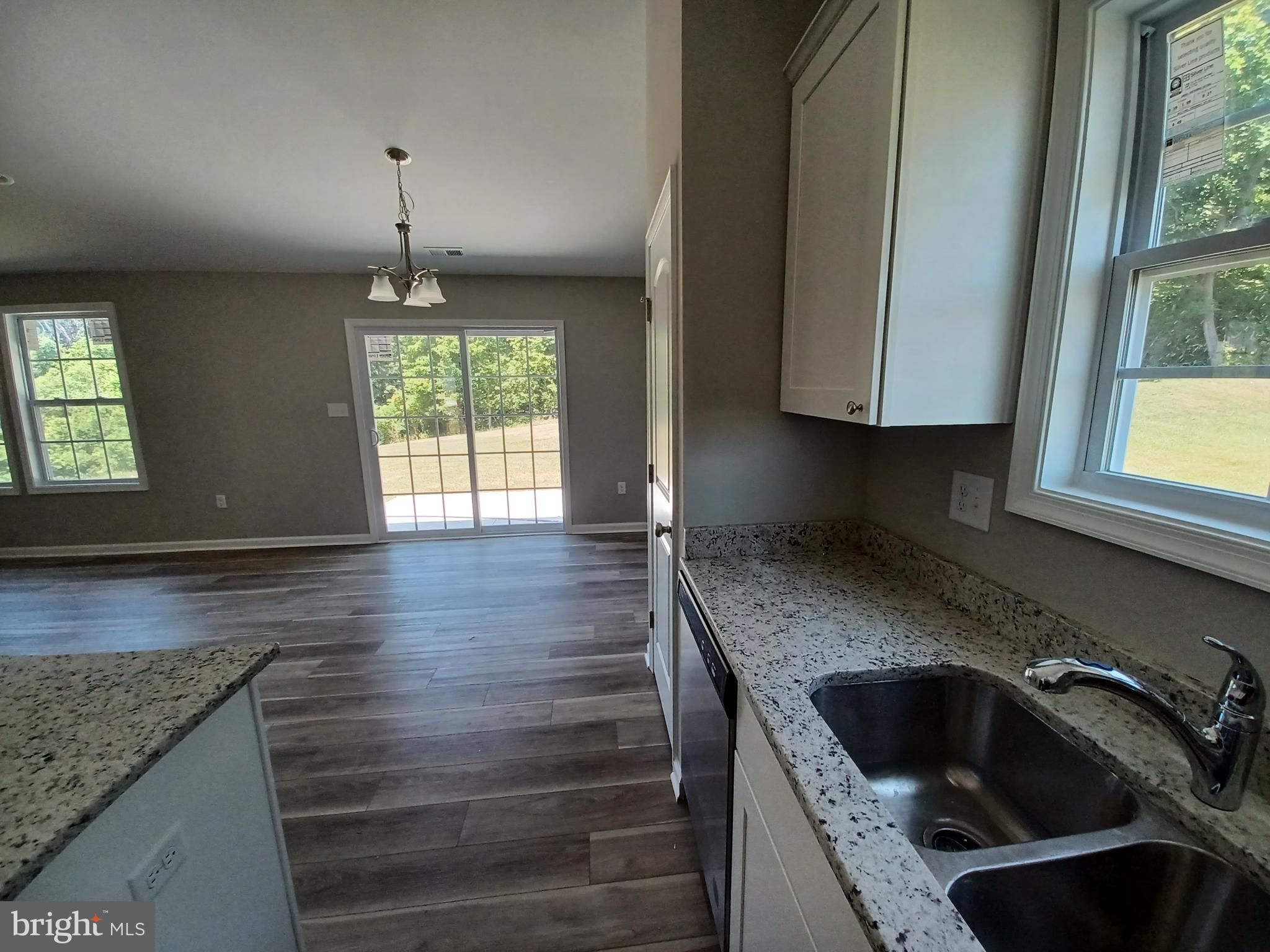 320 Equinox Way East