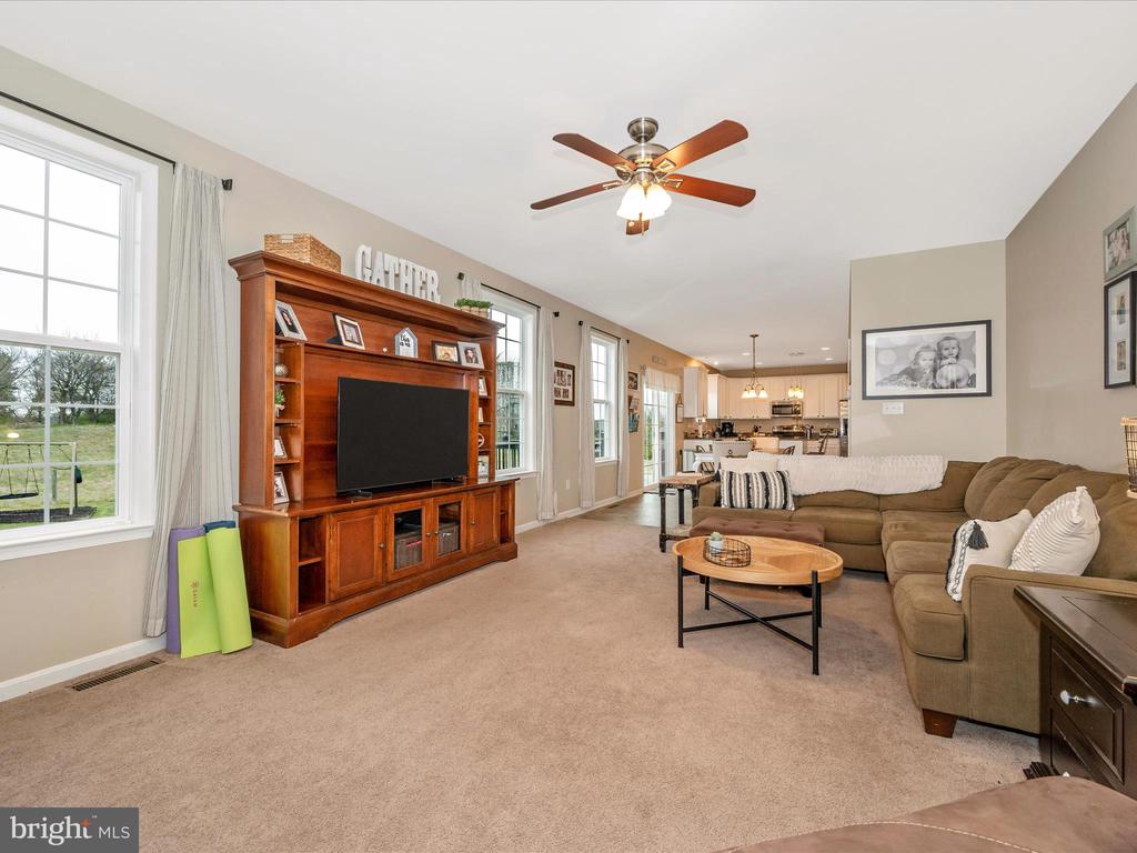 51 Portsmouth Ct N