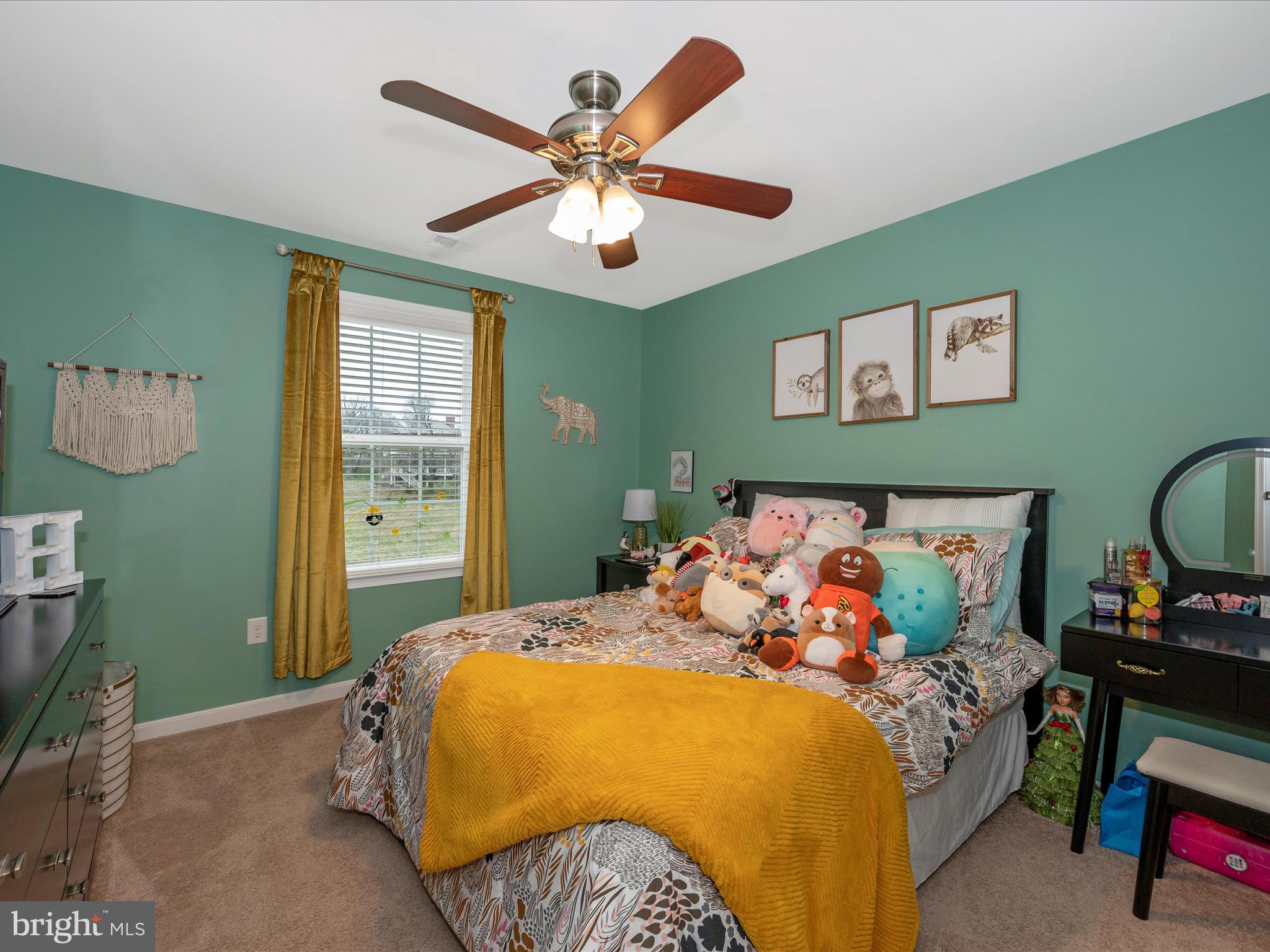 51 Portsmouth Ct N