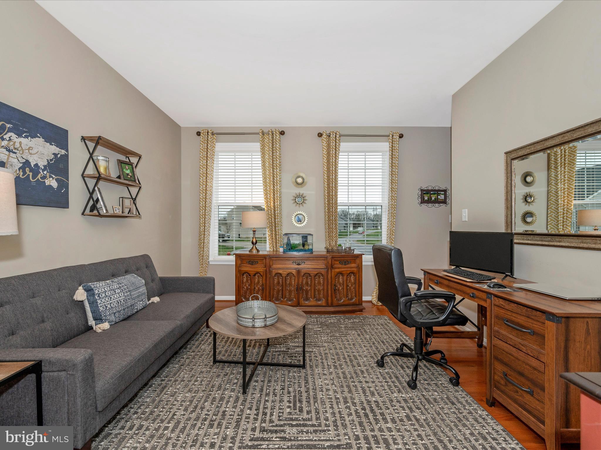 51 Portsmouth Ct N