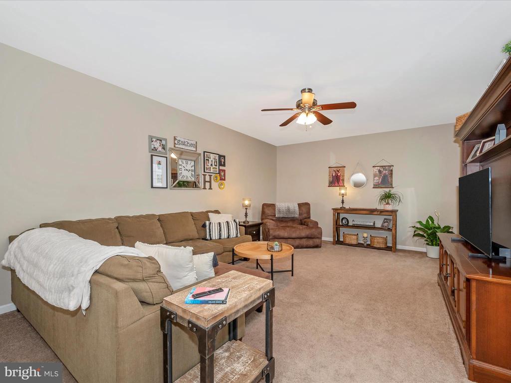 51 Portsmouth Ct N