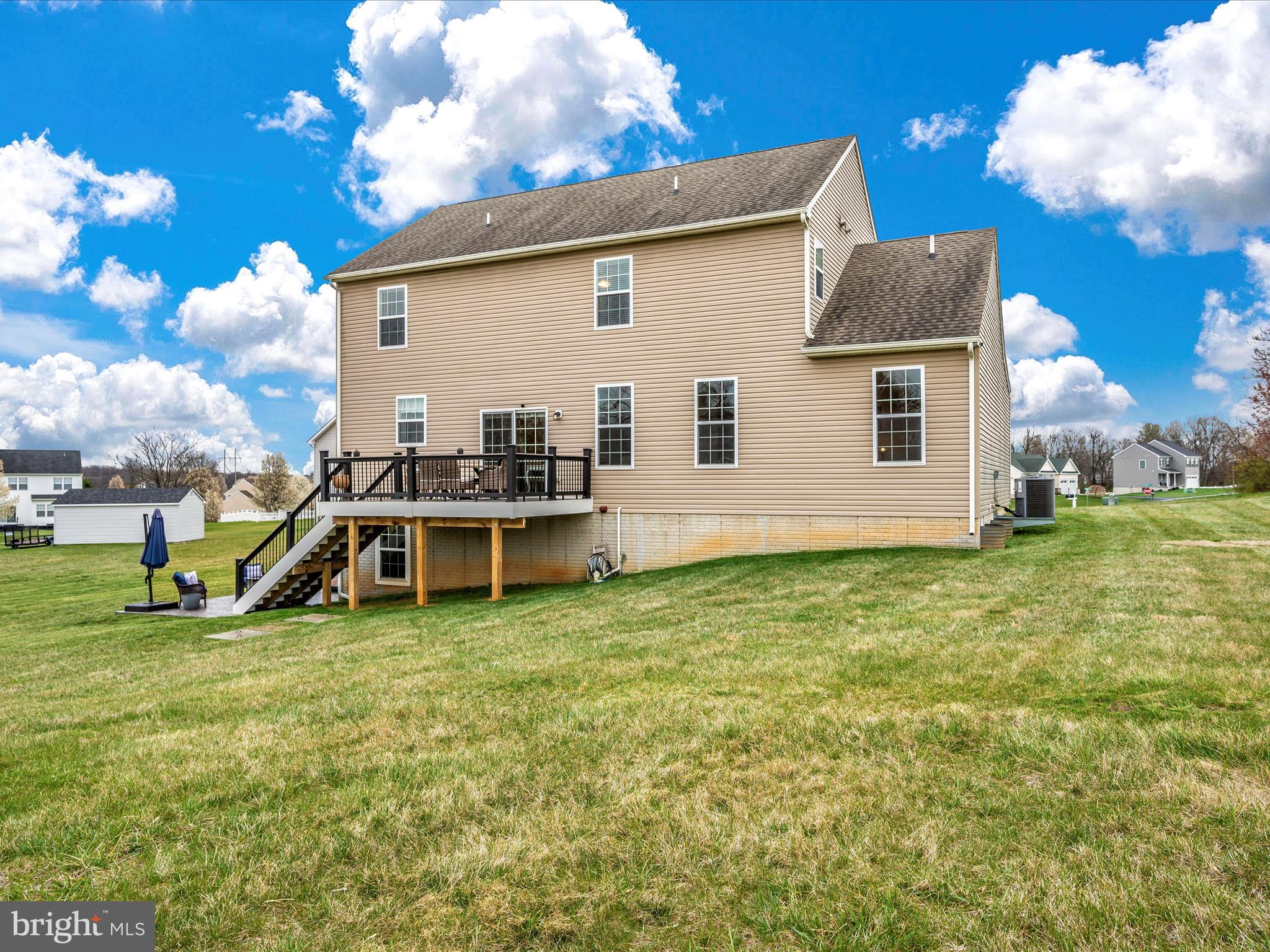 51 Portsmouth Ct N