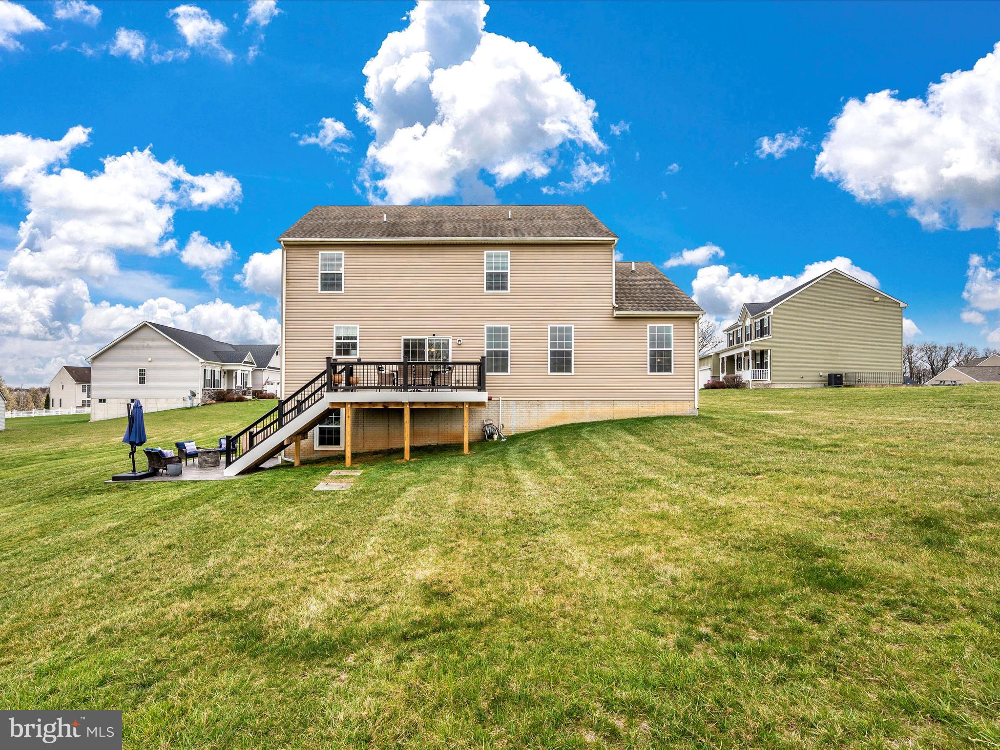 51 Portsmouth Ct N