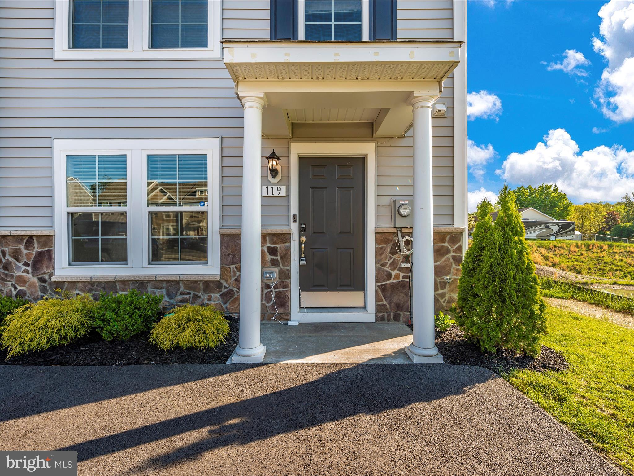 119 Loblolly Dr
