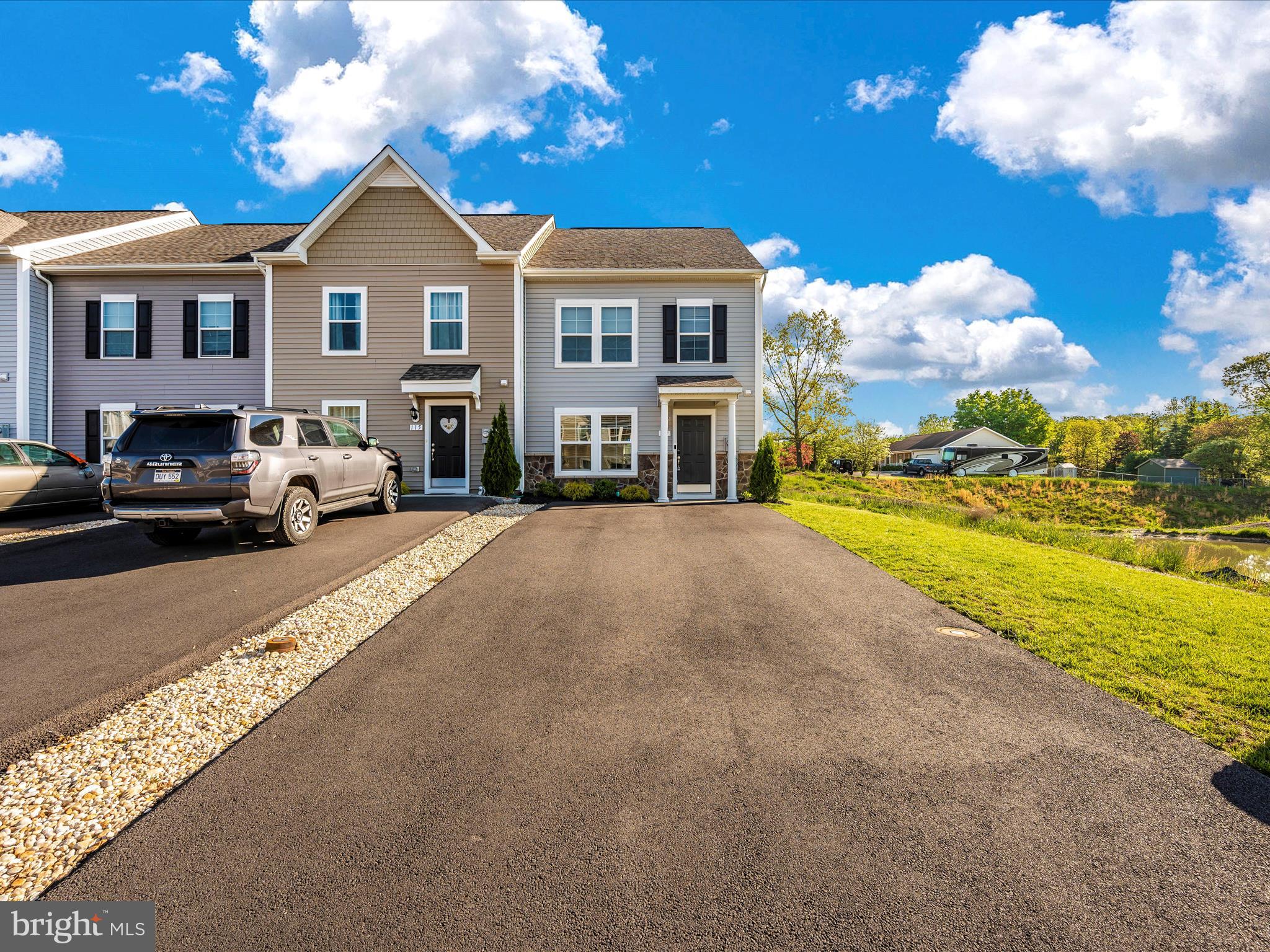 119 Loblolly Dr