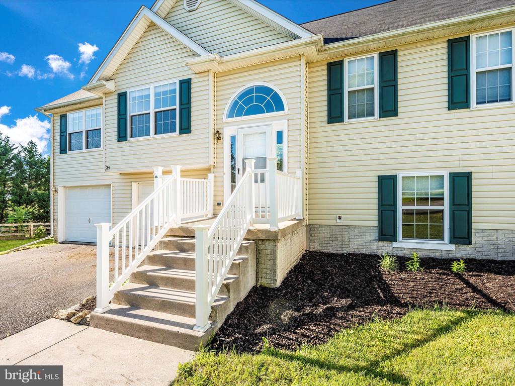 34 Iberian Ct