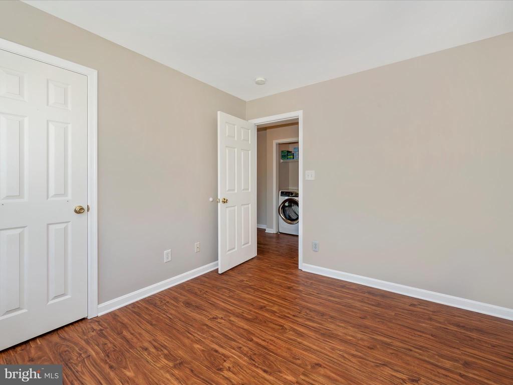 34 Iberian Ct