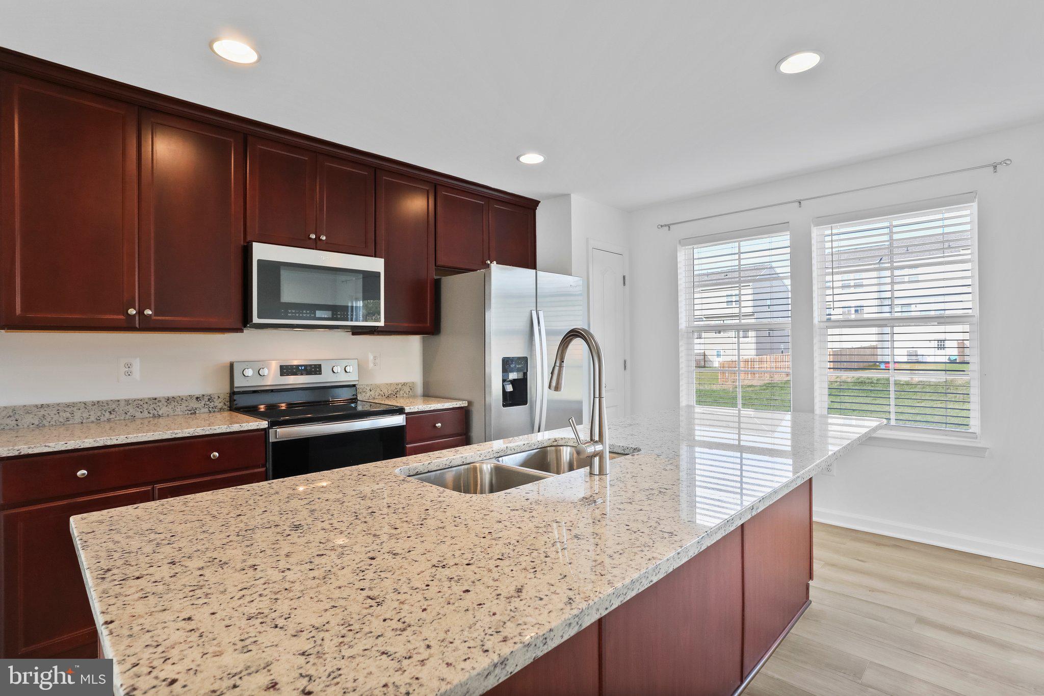 43 ANDOVER CT