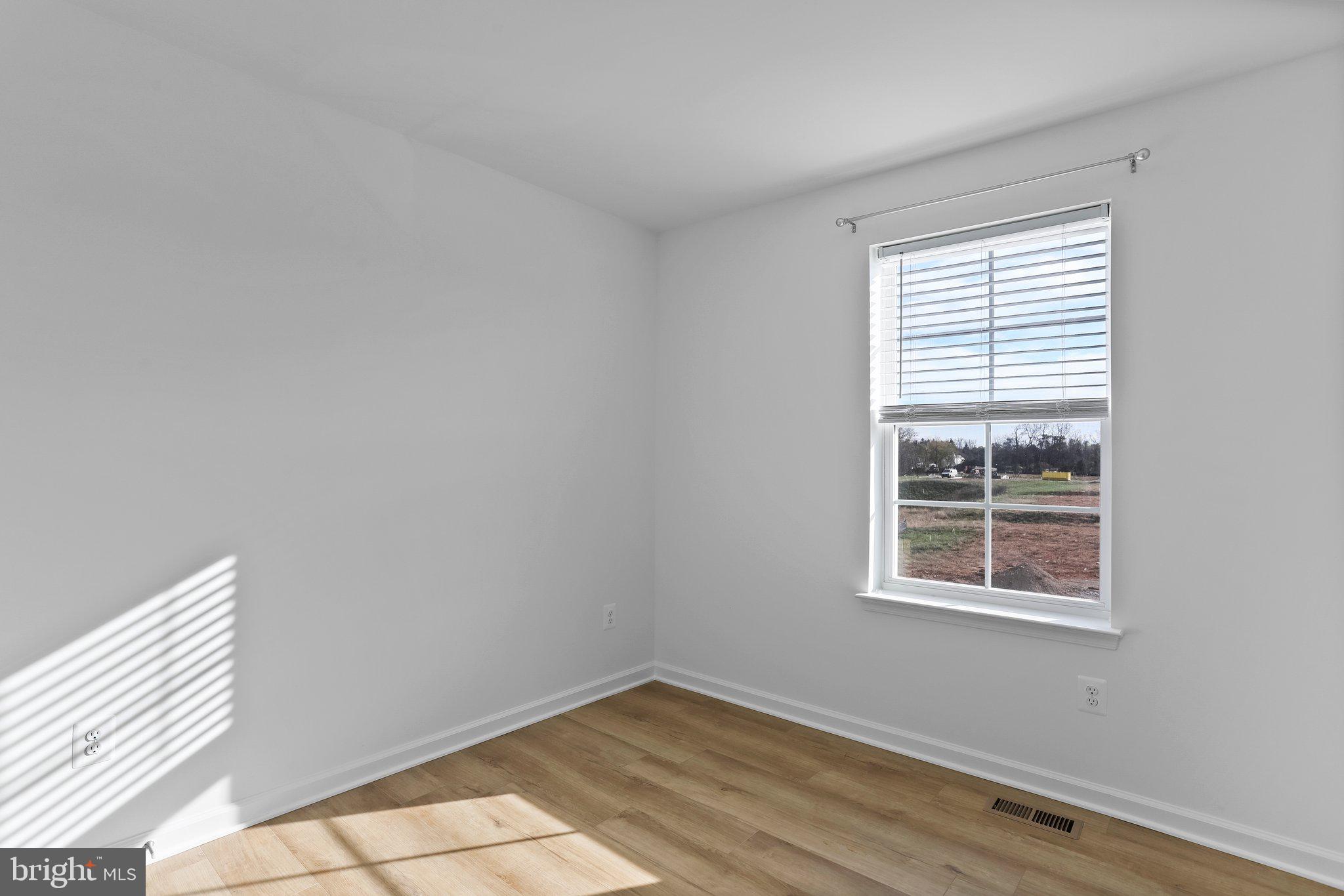 43 ANDOVER CT