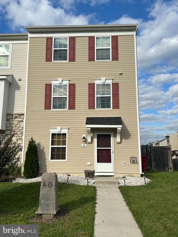 40 PRIVATE CT