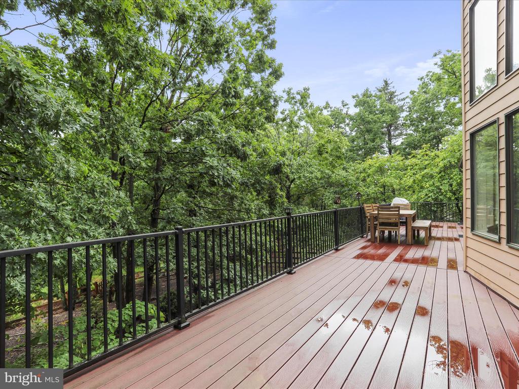 123 Lookout Rdg