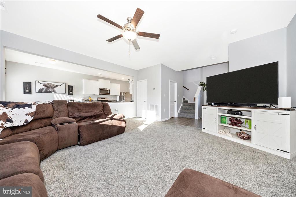 1276 RIPARIAN DRIVE