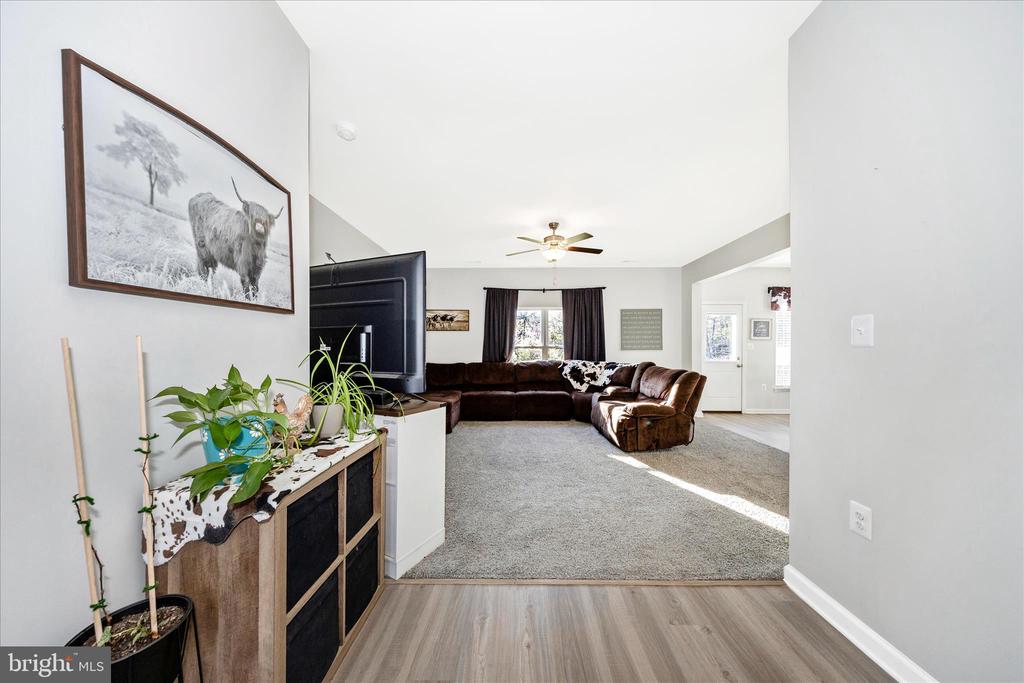 1276 RIPARIAN DRIVE