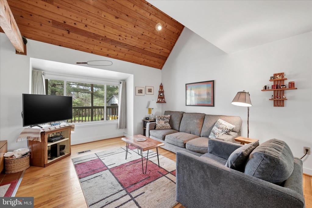 9207 TUSCARORA PIKE
