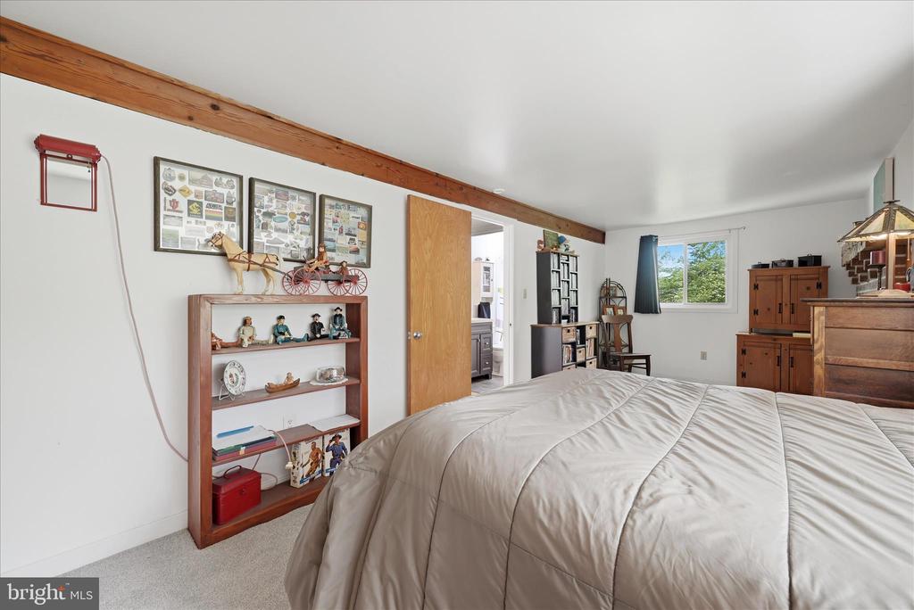 9207 TUSCARORA PIKE