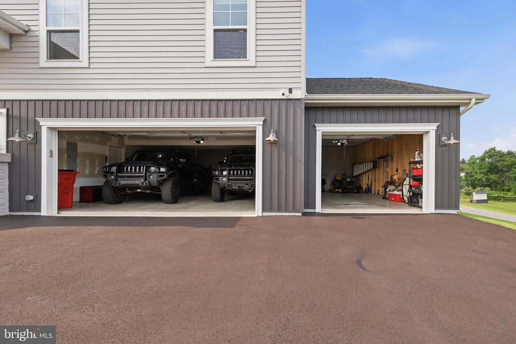26 DULUTH DRIVE