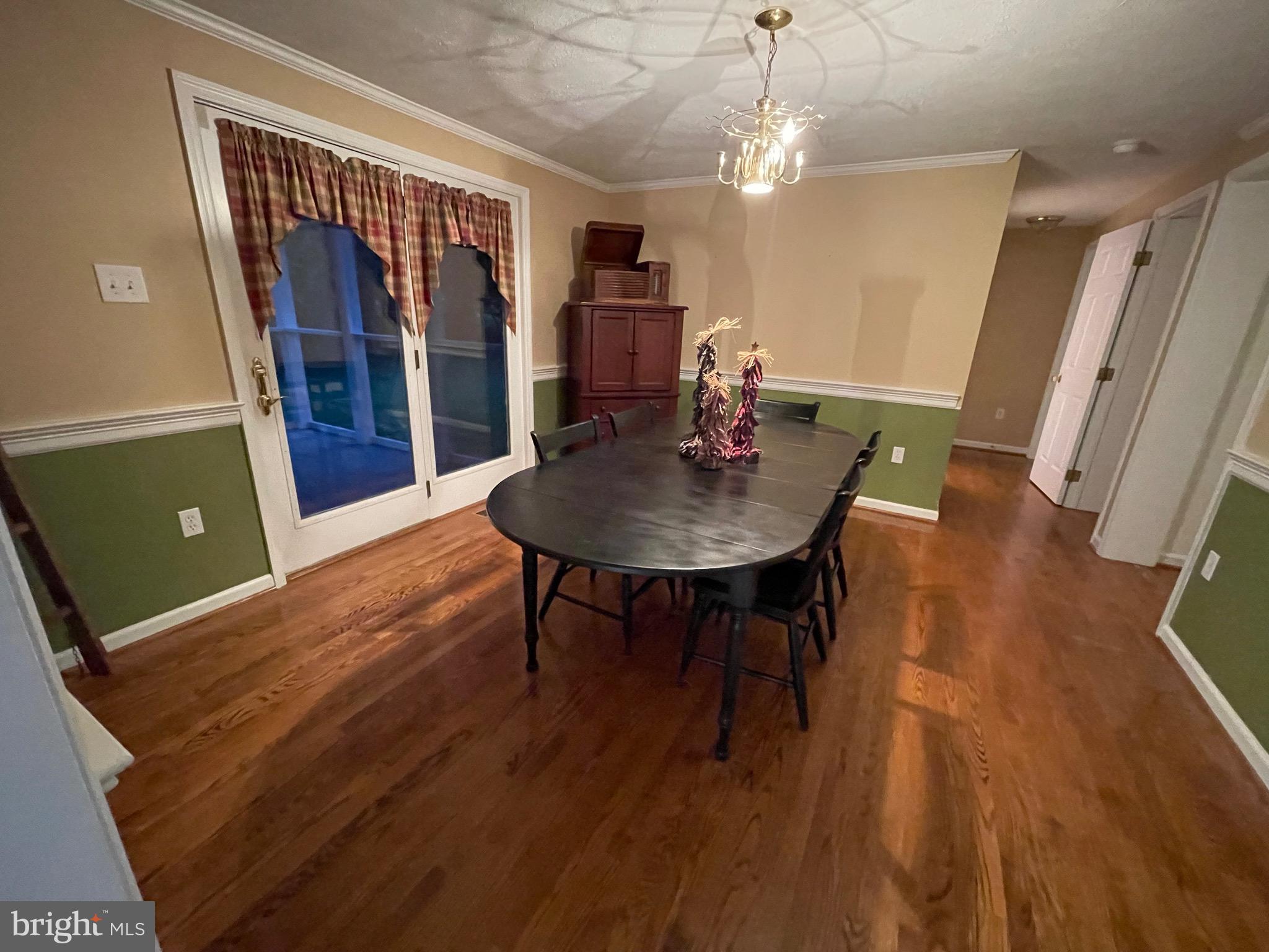 329 Carriage Dr
