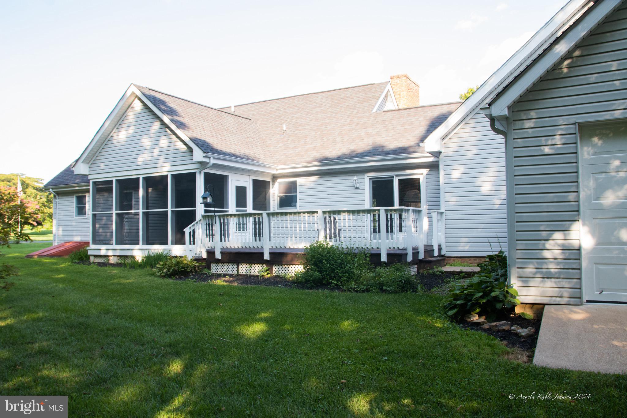 329 Carriage Dr