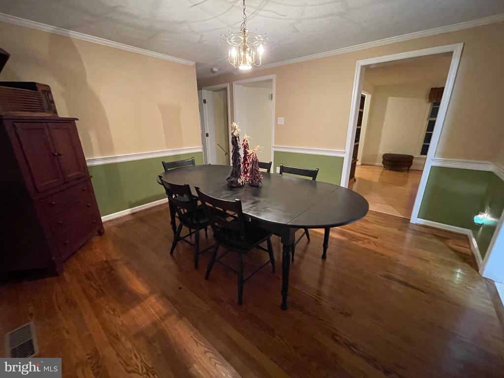 329 Carriage Dr
