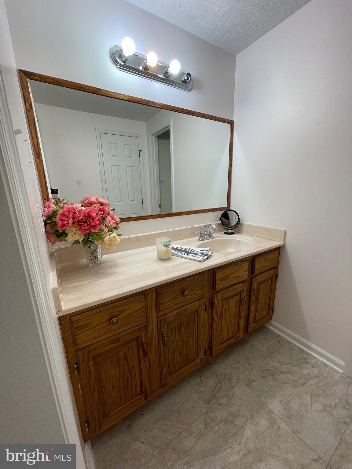 329 Carriage Dr