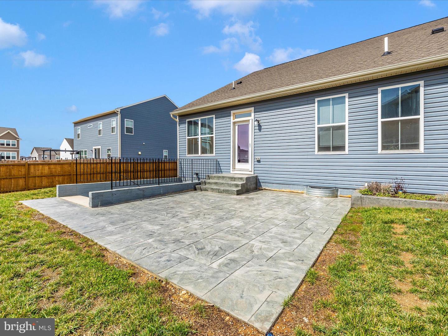 36 Cabots St